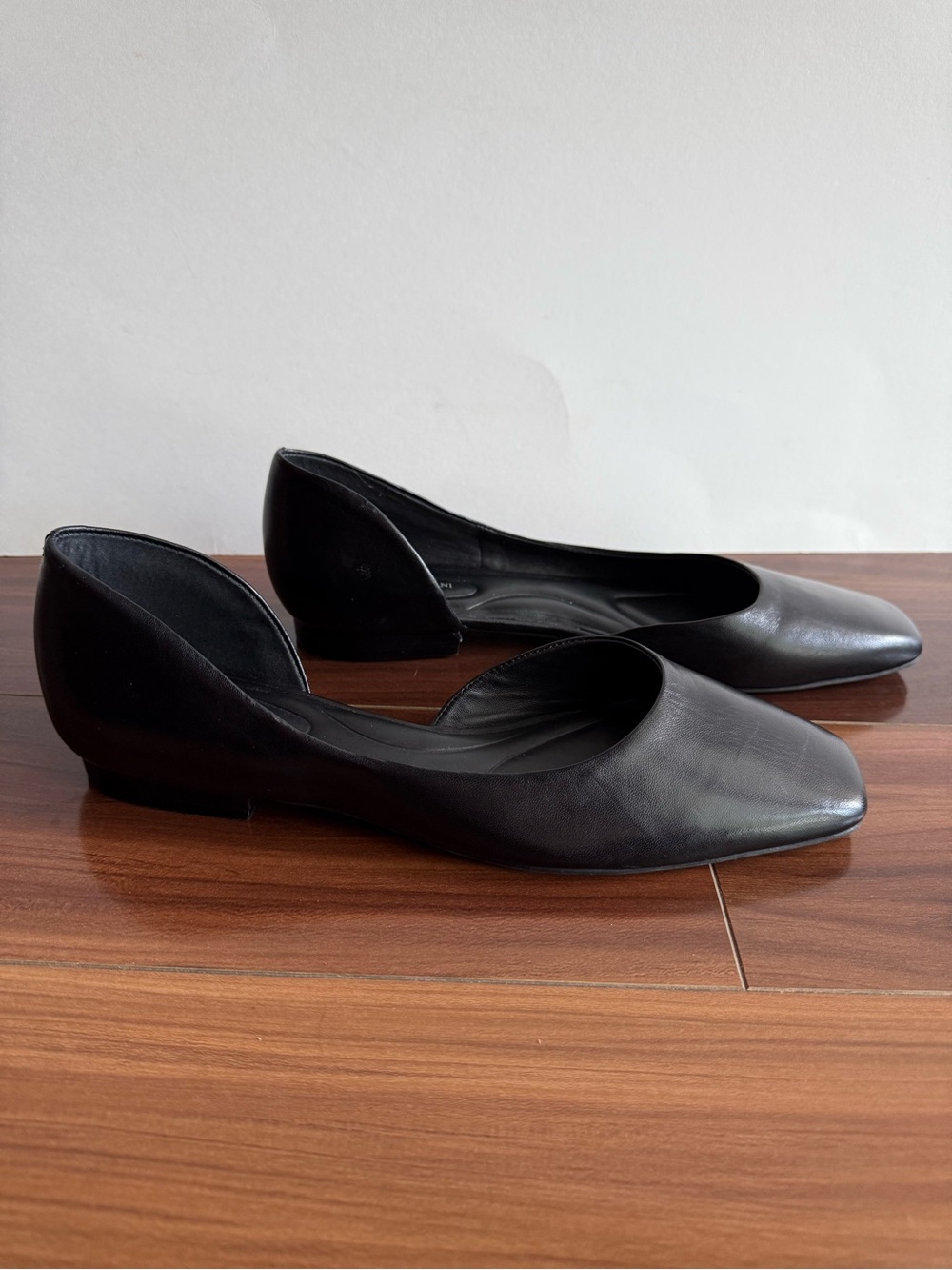 Antonio Melani Black Leather Square Toe Flats Women's Size 8.5 M